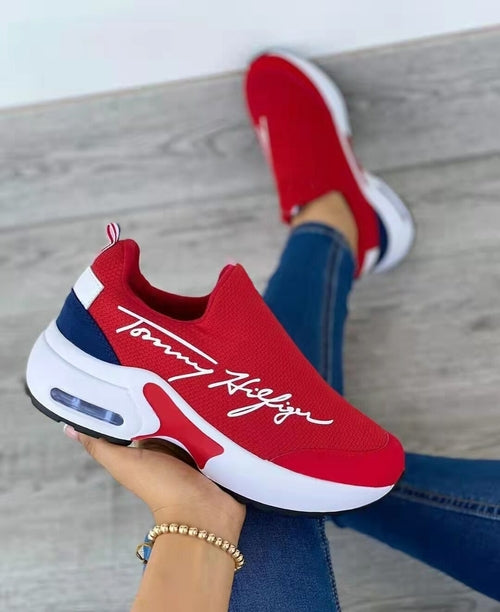 Women's & Men's Apparel Accessories